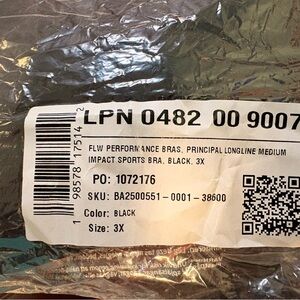 Fabletics Black Performance Sports Bra